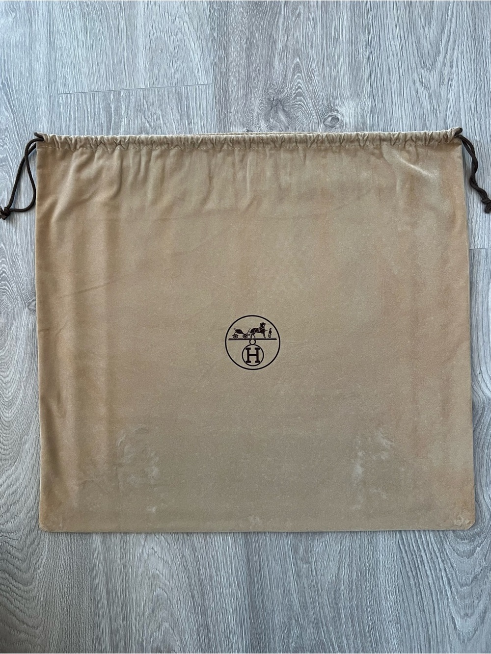 Hermes dust bag (C980)